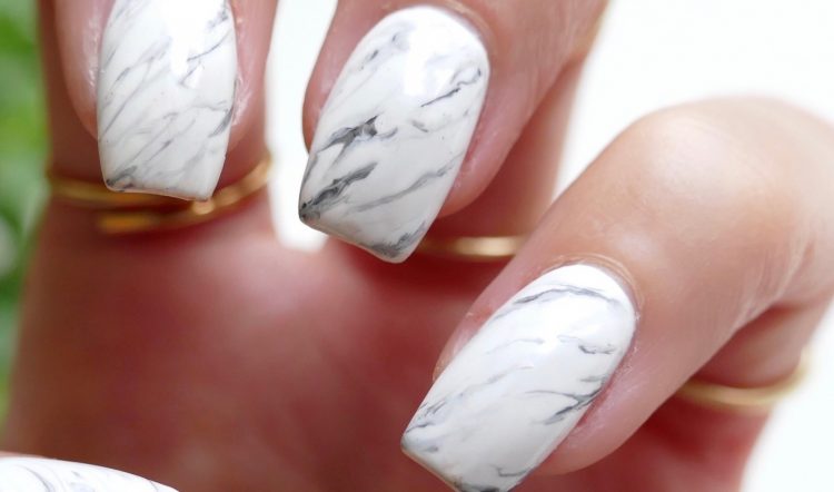MARBLE NAILS