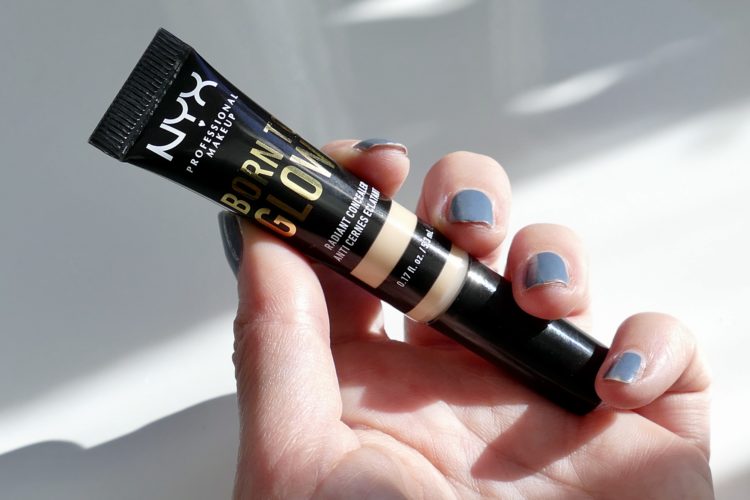 Born To Glow Concealer NYX Professional Makeup 